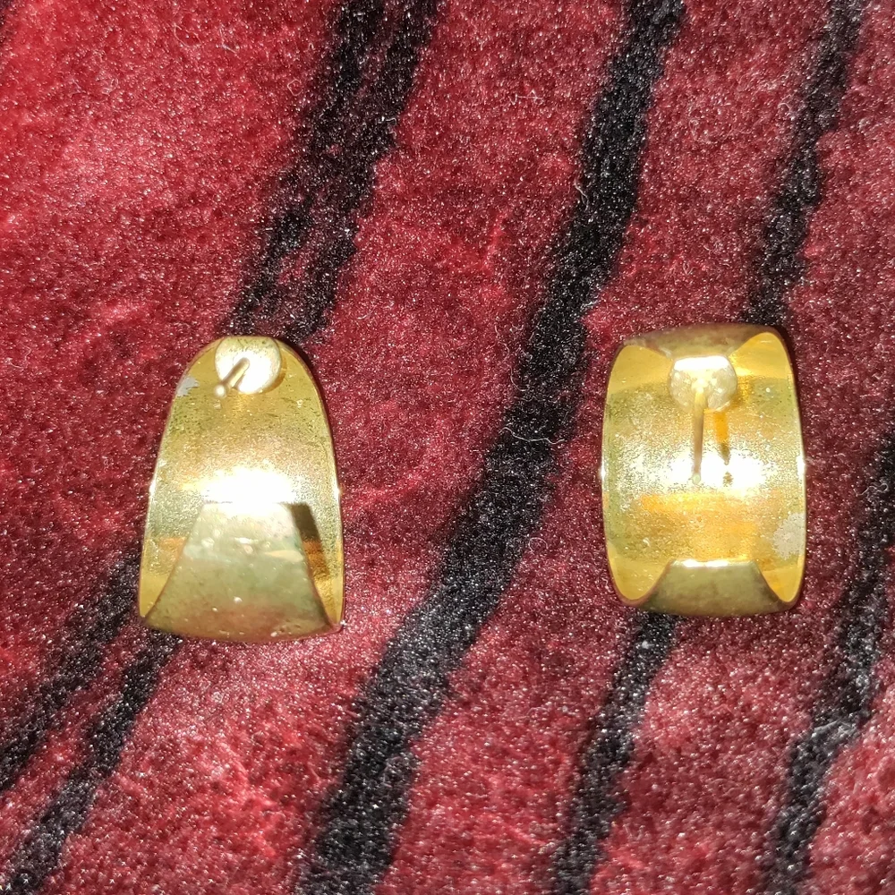 Vintage Goldtone Hoop Earrings